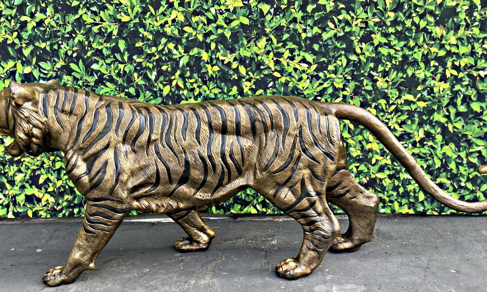 tiger yard statue