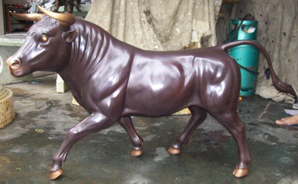 Bronze Medium-Sized Bull Statue